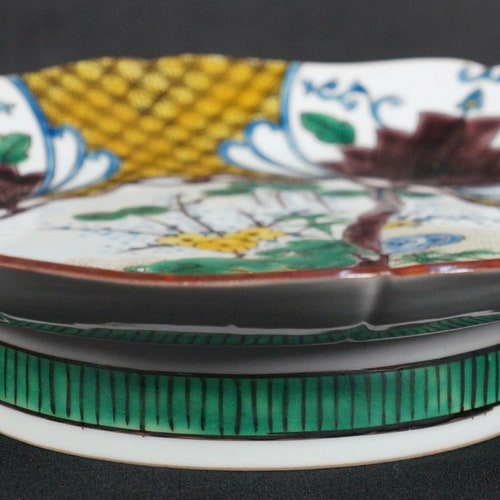 Vintage Japan Kutani ceramic plate 1950s craft kiln shops art