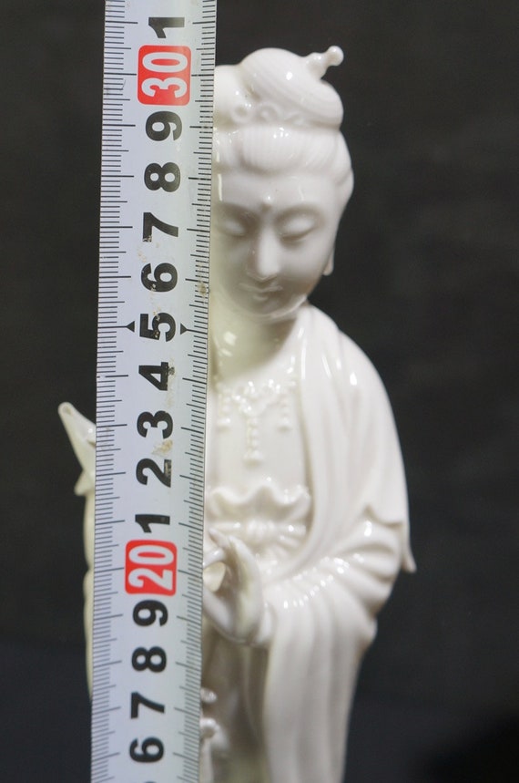 白い　陶器　仏像 Amazon.co.jp: CCZHIDAOセラミック観音菩薩像 - 立っている白い
