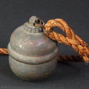 Antique Japanese Suzu Shinto temple bell 1900 bronze hand craft Meiji era H