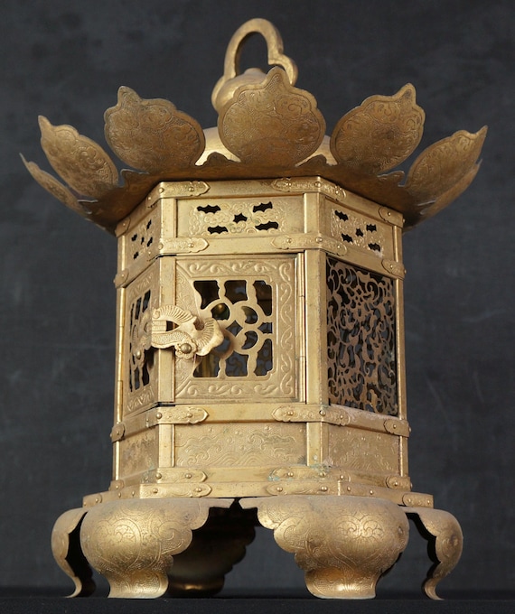 Large Japanese Buddhist Lantern Tsuridoro Temple lamp 1900 Bronze