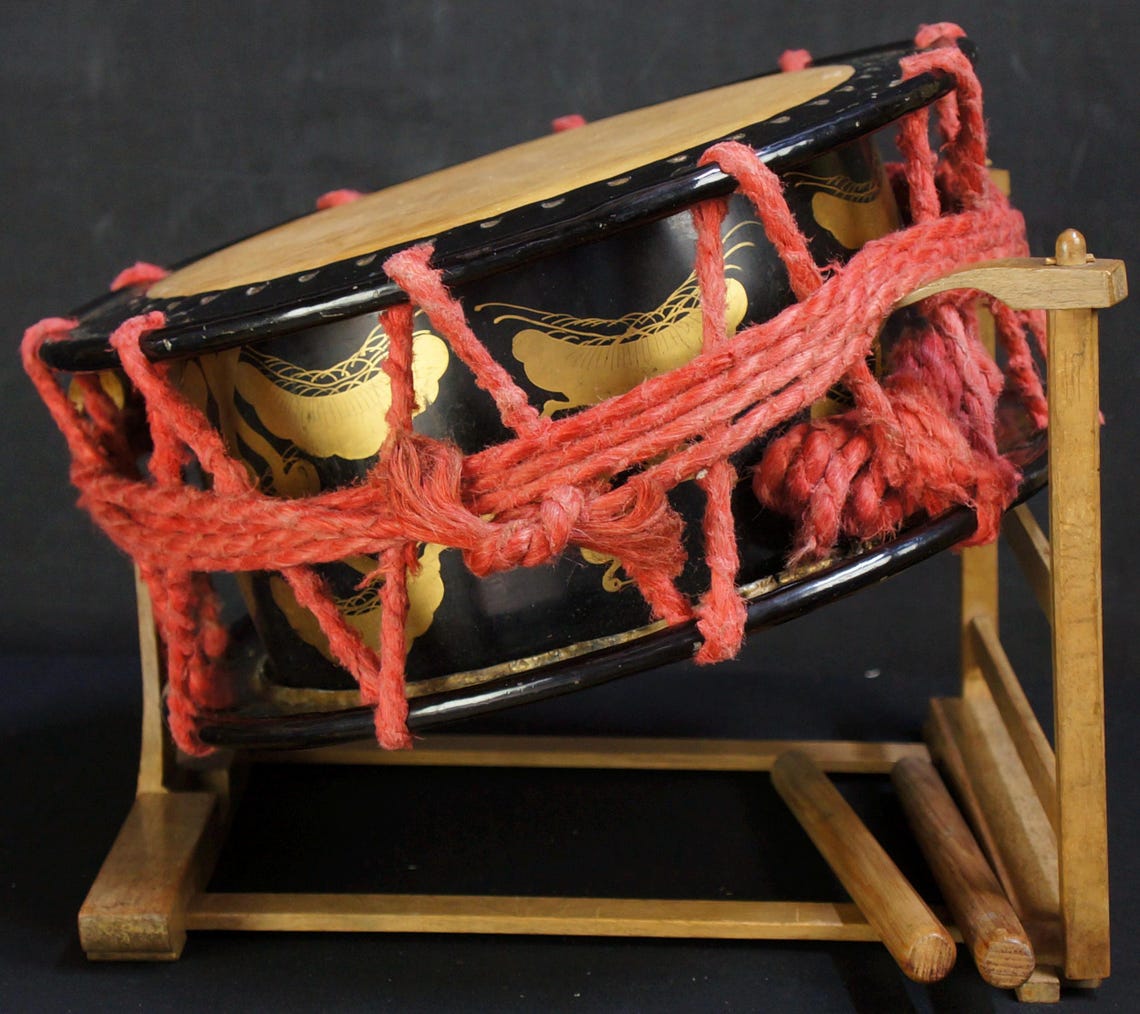 Antique Japan drum Shime-Taiko Noh theater 1880s music instrument, foto 3 di 5