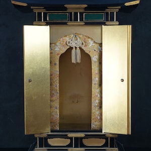 Buddhist temple Japan large Zushi Buddha statue case alter 1970 Butsudan craft