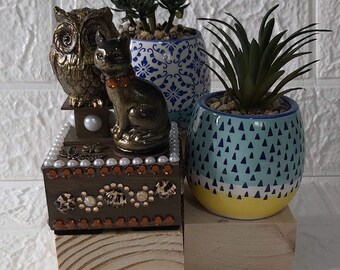 Owl and Cat  Statue and Incense Holder,