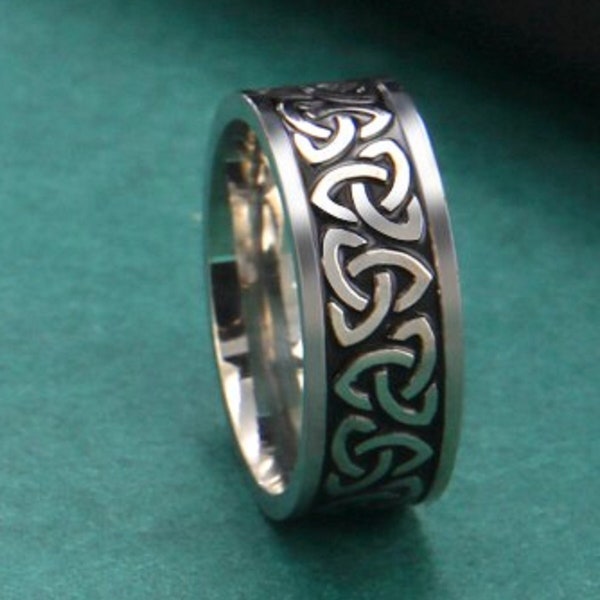 CKR2 Celtic Trinity Knot Ring Viking Inspired Stainless steel etched & Blackened Ring Silver Tone