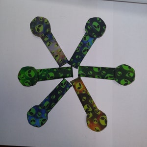 Colorful Silicone Pipe with Lid Aliens New