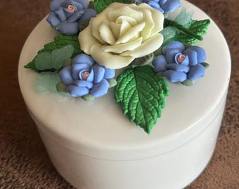 Ceramic Bisque 3-Inch Trinket Dish with Blue & White Ceramic Roses