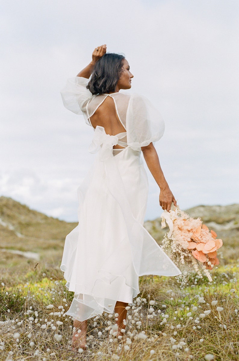 Schönes Kleid Hochzeitskleid aus Seidenorganza mit Puffärmeln Bild 2