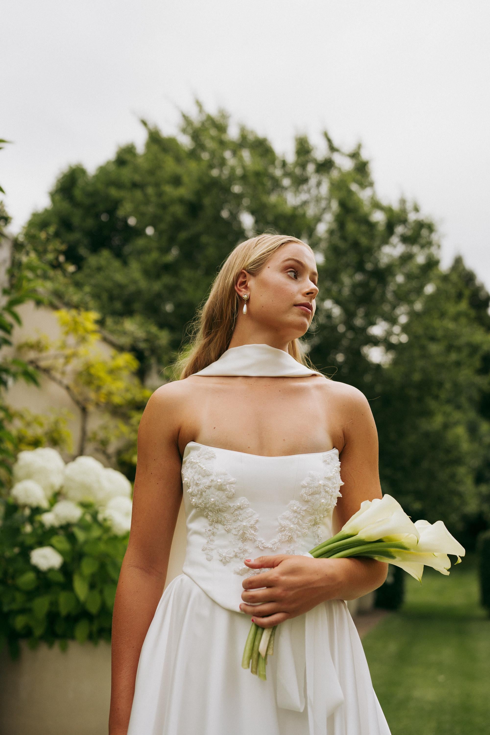 Daphne Corset: korset met kralen en veters aan de achterkant