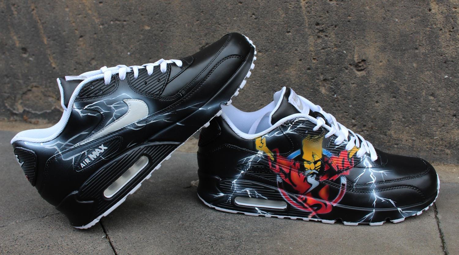 Protestant peper belofte Custom Painted Nike Air Max 90 Thunderdome Techno Sneaker Art - Etsy Israel