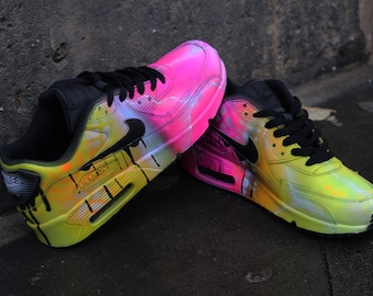 Custom Nike Air Max 90 yellow Vs. Pink 