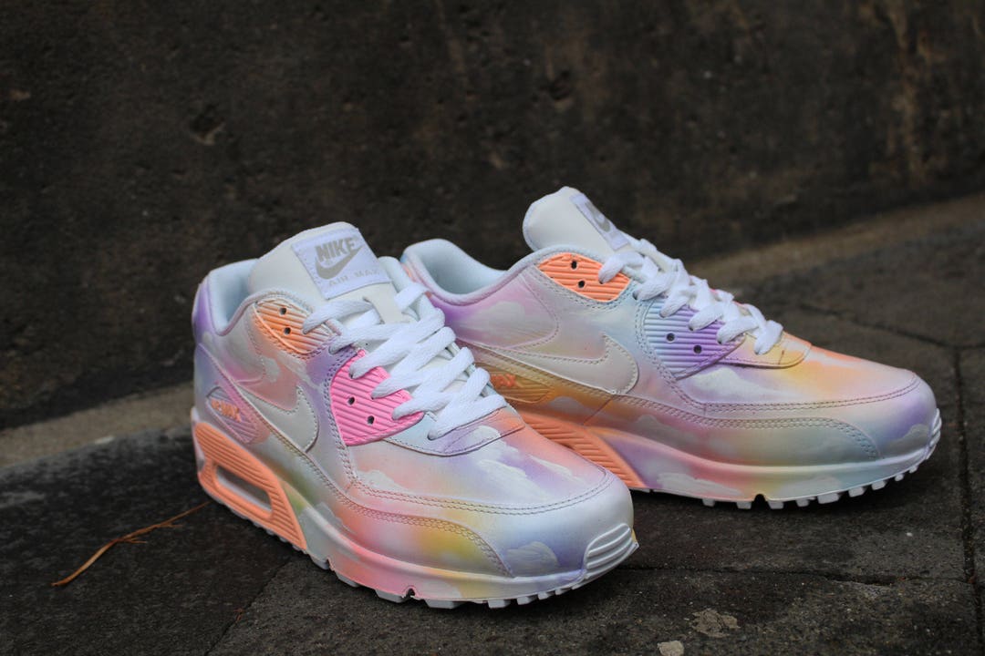 Op maat geschilderde Nike Air Max 90 Cloudy pastel Dream Art -   Nederland