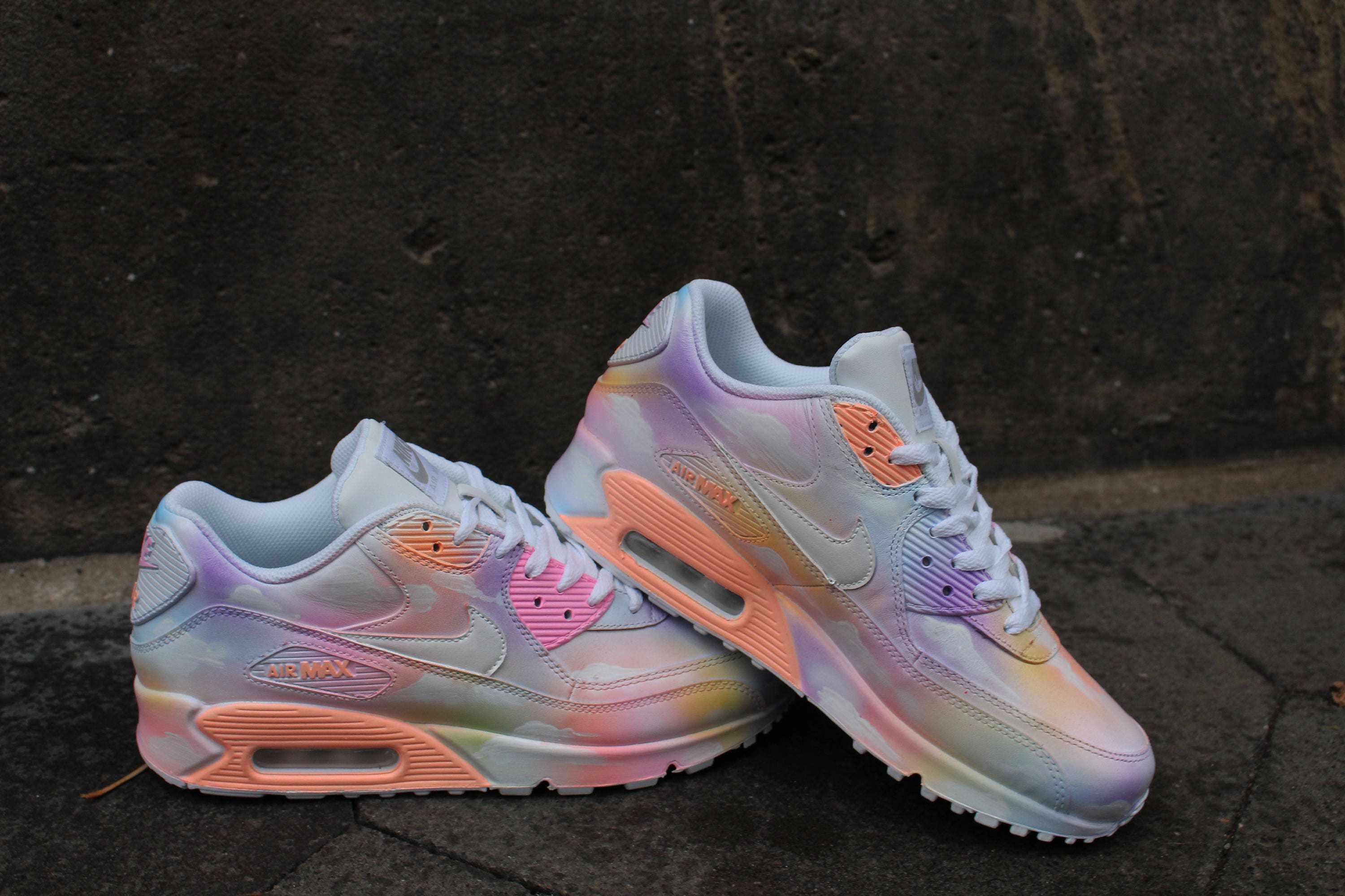 Op maat geschilderde Nike Air Max 90 Cloudy pastel Dream Art -   Nederland