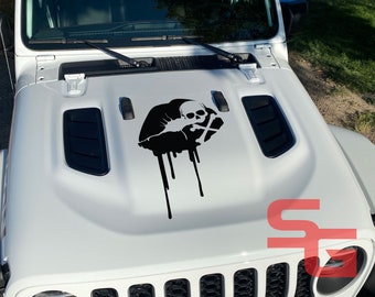 Lips Skull Crossbones Lipstick Kiss Dripping Vinyl Decal for car truck Gladiator or Jeep Wrangler