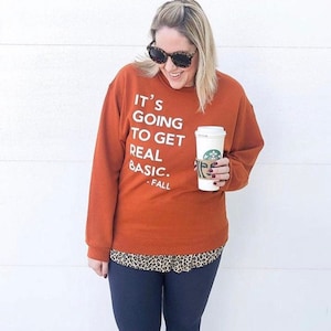 Pumpkin Sweatshirt: Basic Autumn Crewneck - Cozy Fall Sweater