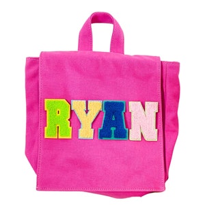 Kinder Geschenk | Benutzerdefinierte Kindertasche | Personalisierte Aufnäher | Kleiner Rucksack | Chenille Buchstaben | Kleinkindertasche | Leicht | Leinwand | Individualisierung