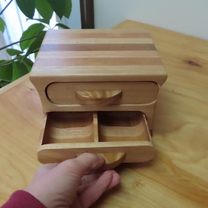 Jewelry Boxes, Handmade Small Hickory Jewelry Box, Hickory, Cherry, and Oak Jewelry Box, Women&#39;s Jewelry Box, Men&#39;s Jewelry Box
