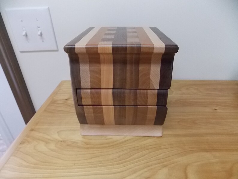 Women/'s Jewelry Box Men/'s Jewelry Box Maple and Cherry Bandsaw Jewelry Box Large Handmade Walnut Wood Jewelry Box Key Box Walnut