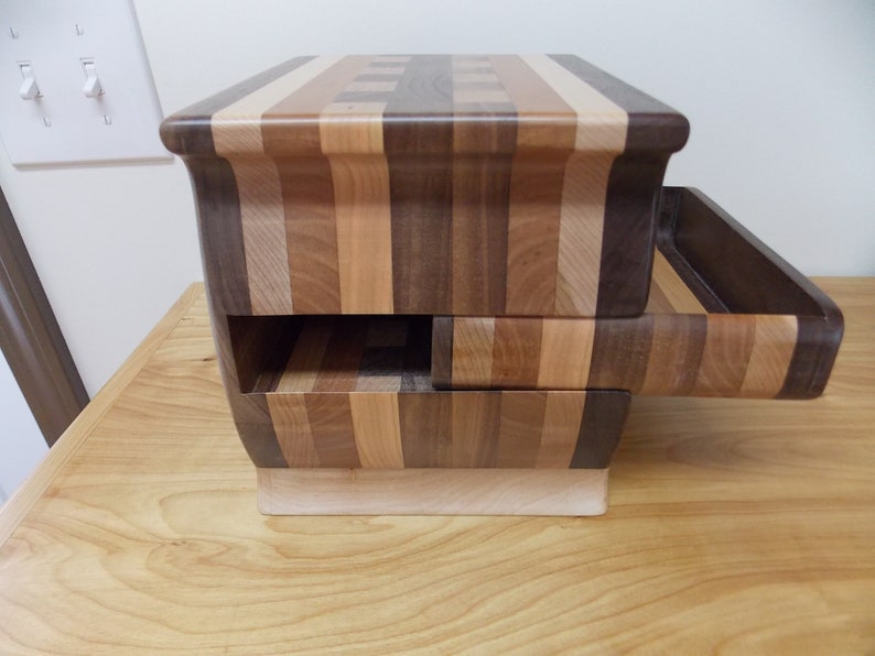 Women/'s Jewelry Box Men/'s Jewelry Box Maple and Cherry Bandsaw Jewelry Box Large Handmade Walnut Wood Jewelry Box Key Box Walnut