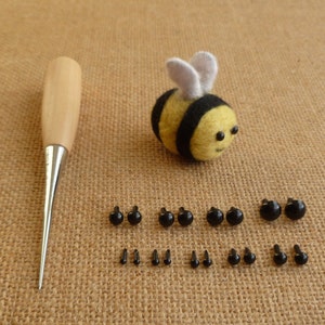 Awl + toy eyes high quality NO BACKS 1.5mm, 2mm, 3mm, 4mm, 5mm, 6mm, 7mm - wooden awl - needle felting eyes  animal dolls