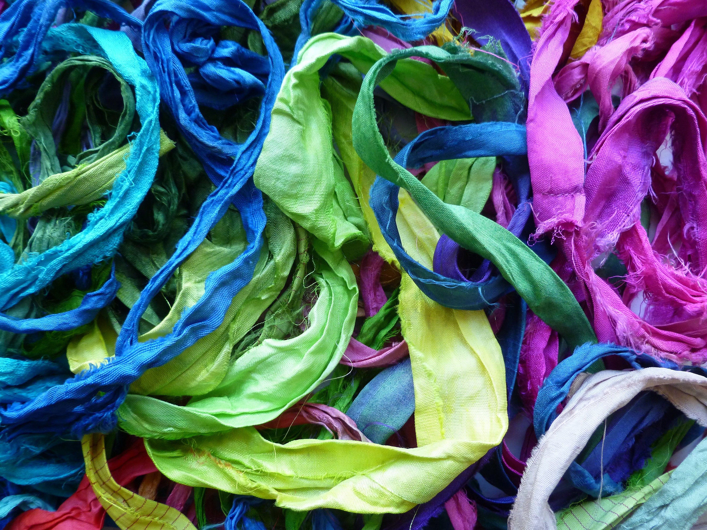 Sari Silk Ribbon/yarn/fabric Remnants 1.5oz Mixed Bag Multicolored Silk  Ribbons, Yarn, Fabric Strips 