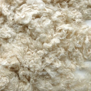 De-gummed carded silk throwster waste - (soft fluffy silk fibre) - natural silk fibres - silk fibrers for needle/wet felting