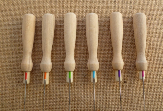 MIUSIE Multicolor Needle Felting Kit Wool Felting Tools Handmade