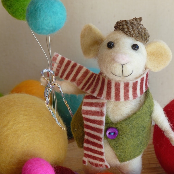 Needle felting kit - felting tutorial - Monty the celebration mouse :) - felting kit - needle felted mouse - felted mouse - felted balls