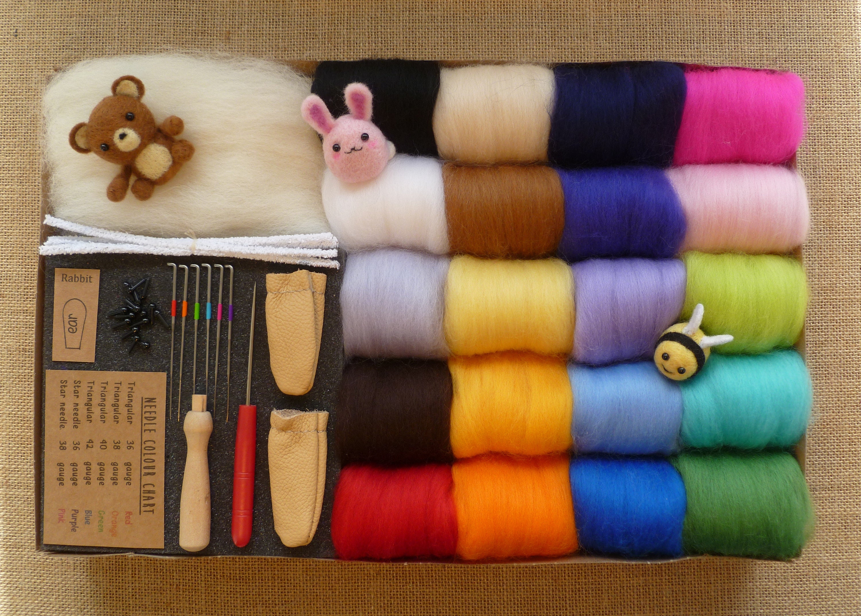 Needle Felting Kit, 40 Colors Wool Roving Fibre Yarn, Complete Needle  Felting Starter Kit with Basic Felt Tools and Supplies Instructions for DIY Needle  Felting 