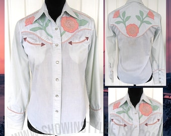 Salaminder Vintage Western Cowgirl Shirt, Very Pale Blue, Embroidered & Appliqued Pink Flowers, Tag Size 7/8, XSmall (see meas. photo)