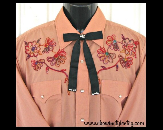 Cowboy Bolo Tie Necktie String Rope Pendant Western Rodeo Costume Shirt Bowtie