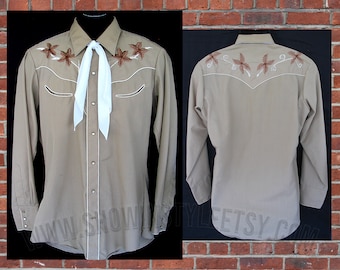 Tem Tex Vintage Western Men's Cowboy Shirt, Rodeo Shirt, Beige with Bold Embroidered Floral Designs, Approx. Medium (see meas. photo)