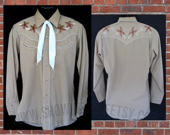 Tem Tex Vintage Western Men's Cowboy Shirt, Rodeo Shirt, Beige with Bold Embroidered Floral Designs, Approx. Medium (see meas. photo)