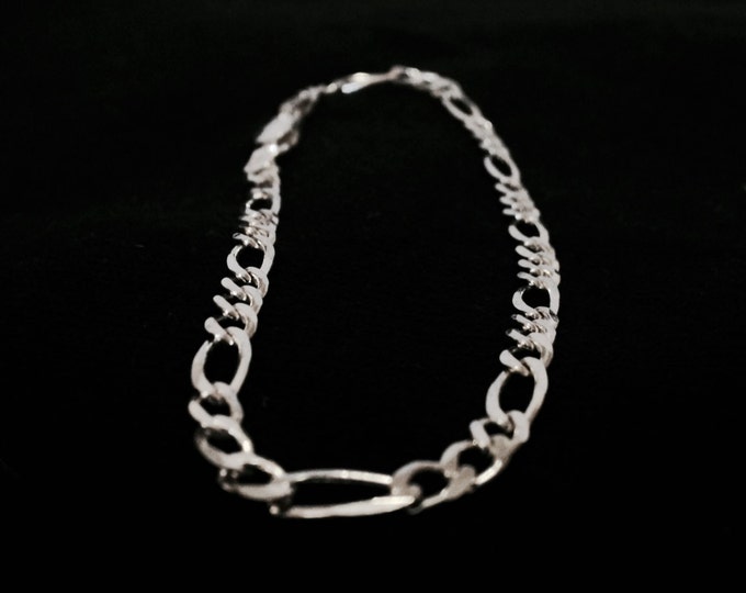 A Mid-Century 7' Italian Figarucci Chain Bracelet / Sterling Silver, Spring Clasp, 2.81 Grams #3660