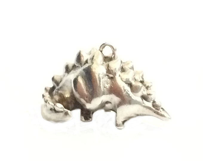 A Heavy Antique 1920-30's Mexican Dinosaur Charm (or) Pendant / Sterling Silver, 6.56 Grams, 2x1x1 (CM) #4215