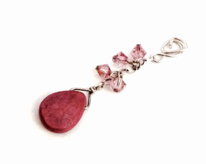 An Elegant Handcrafted Mid-Century Twisted Sterling & Pink Crystal Beaded Charm/Pendant, 1.5x.25x.25", 1.46Grams, #2636