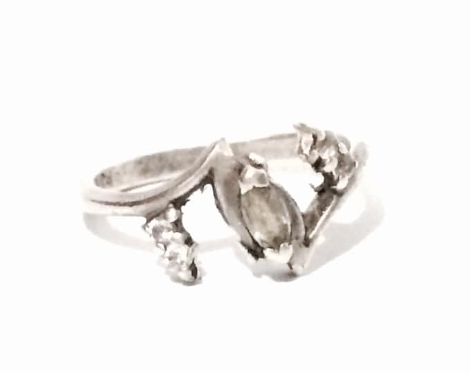 A Stunning Modernist RJ Designer Solitaire Peridot & cz Diamond Paved Ring / Sterling Silver, USA Ring Size 8, 2.88 Grams #4106