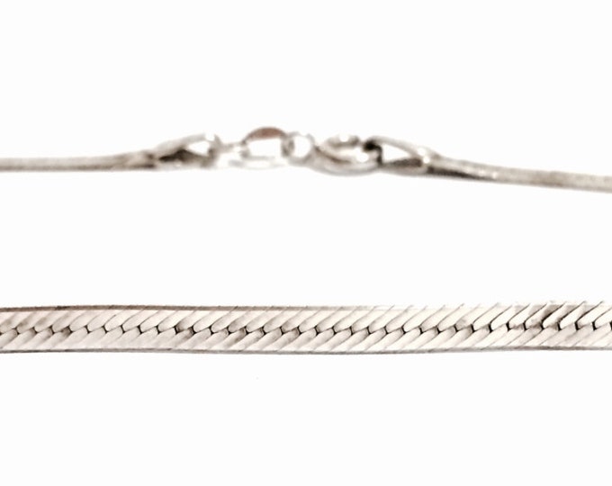 A Sublime 18" FMC Designer Italian Herringbone Chain Necklace / Sterling Silver, 3MM Wide, Spring Clasp, 8 Grams #4162