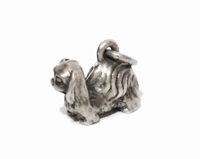 A Cute Detailed Mid-Century Dog Charm - Pendant / Sterling Silver, .4x.3x.18", 1.97 Grams #4111