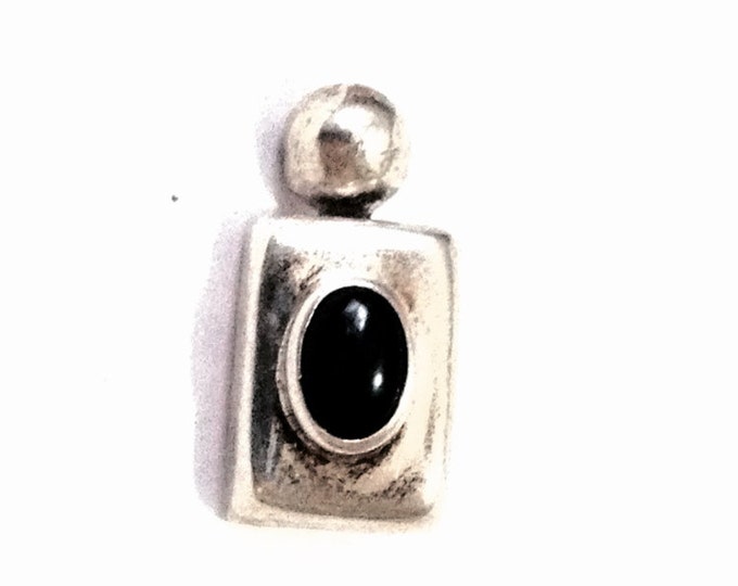 An Elegant 1930's Handcrafted Southwestern Solitaire Onyx & Ball Drop Slide Pendant-Charm / Sterling Silver, .75x.35x.5", 3 Grams #4051