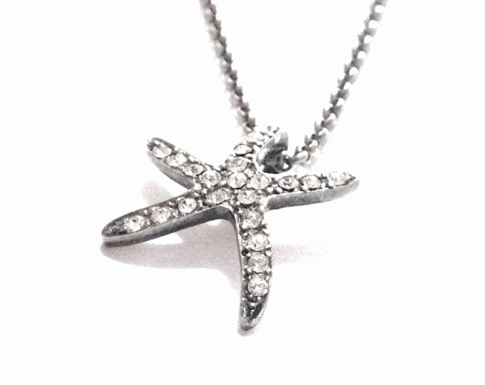 A Mid-Century cz Diamond Embossed Starfish Charm-Pendant on a 15.5-18" Adjustable Cable-Chain Necklace / Sterling Silver, 4.33 Grams #3371