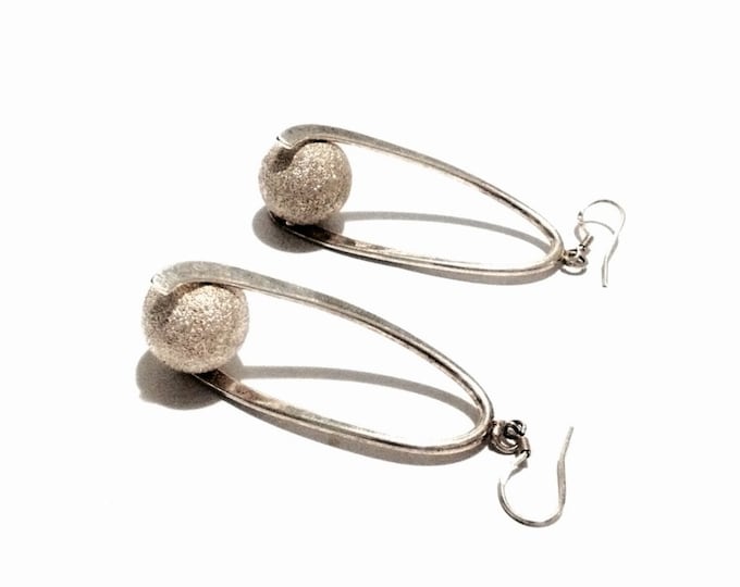 A Pair of Elegant Mid-Century Art Nouveau Sparkly Spinning Ball Drop Threader Earrings / Sterling Silver, 2x1x1", 8.9 Grams #4075