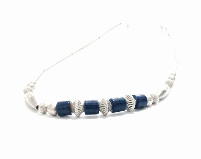 An Early 1930-40's Art Nouveau Handmade 18" Beaded Blue Lapis & Silver Necklace / Sterling Silver, Screw Clasp, 11.3 Grams #3543