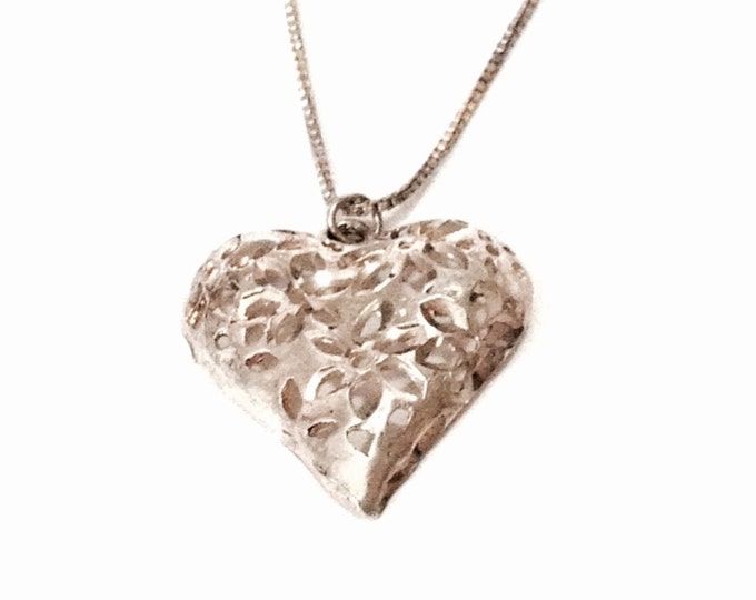 A 1940's Art Nouveau Flower Embossed Heart Pendant on an 18" Italian Box Chain Necklace / Sterling Silver, .75x.75x.25", 4.65 Grams #3870