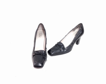 Elegant Black Leather Heels, Anne Klein Black Leather Heels, size 7, #2313