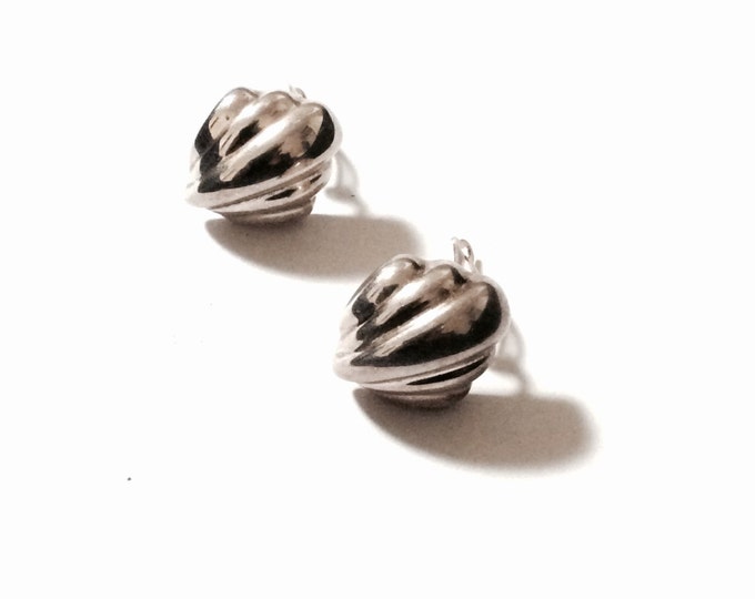 AIRESS Designer Signed Sterling Silver Clip on Shell Earrings, A Rare Find, Solid 925, 13.15Grams, 1x1x.45 #2515