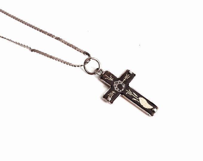 A Mid Century Gold Leaf Embossed Niello Cross/Crucifix Pendant Draped On a 16" Sterling Silver Italian  Chain, Cross 1x.25", 4.48g #963