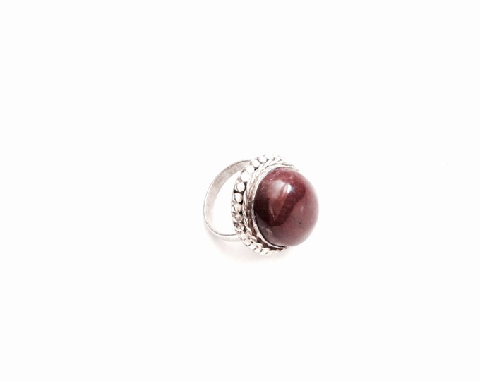 Art Nouveau Sterling Silver & Solitaire Red Carnelian Stone Ring, USA Ring Size 7, 9.38 Grams #2945