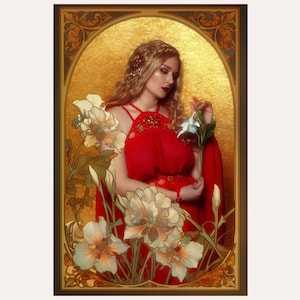 Puede incluir: Retrato de estilo Art Nouveau de una persona con un vestido rojo sosteniendo una flor blanca. La imagen est&aacute; enmarcada con un borde dorado ornamentado y presenta grandes flores estilizadas en primer plano. El fondo es de un tono dorado.