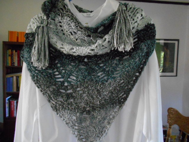 Snowy Owl Crocheted Scarf