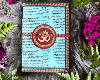 Om Journal ~ Blank Pages